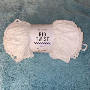 Big Twist Super Bulky Yarn